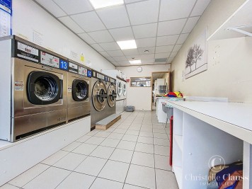 Maison - LA BROQUE - 320m²