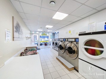 Maison - LA BROQUE - 320m²
