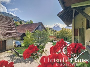Maison - TALLOIRES MONTMIN - 90m² - 3 chambres