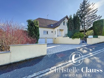 Maison - HESINGUE - 180m² - 5 chambres