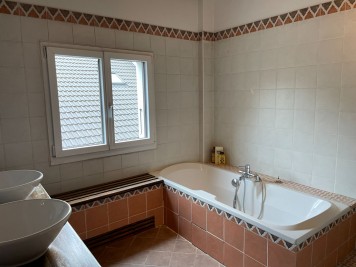 Maison - FILLINGES - 143m² - 4 chambres