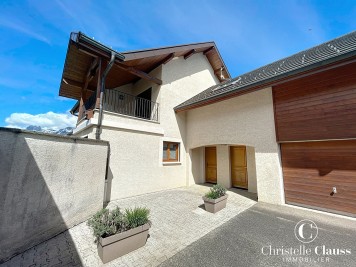 Appartement - DOUSSARD - 126m² - 3 chambres