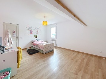 Maison - VIUZ EN SALLAZ - 96m² - 5 chambres