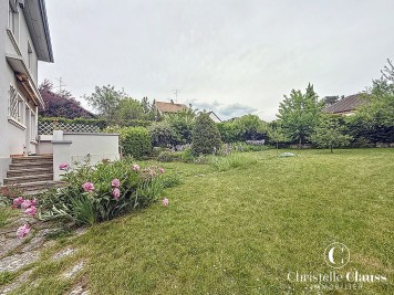 Maison - RIEDISHEIM - 200m² - 5 chambres