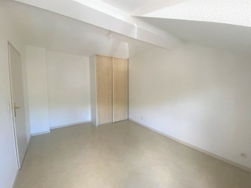 Appartement - ST CERGUES - 51m² - 1 chambre