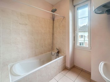 Appartement - ST CERGUES - 59m² - 2 chambres