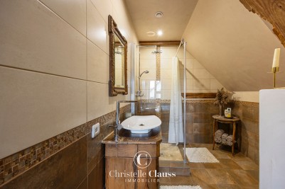 Maison - SUNDHOUSE - 315m² - 6 chambres
