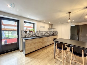 Maison - MONTREUX CHATEAU - 156m² - 4 chambres