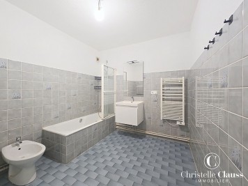 Appartement - MULHOUSE - 100m² - 2 chambres