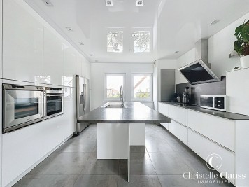 Maison - ODRATZHEIM - 207m² - 6 chambres