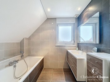 Maison - ODRATZHEIM - 207m² - 6 chambres