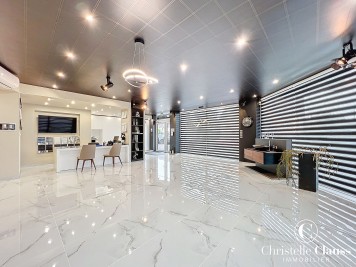 Local professionnel - RIXHEIM - 156m²