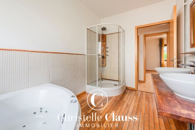 Maison - MITTELHAUSBERGEN - 222m² - 6 chambres