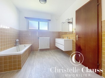 Maison - LINGOLSHEIM - 172m² - 4 chambres