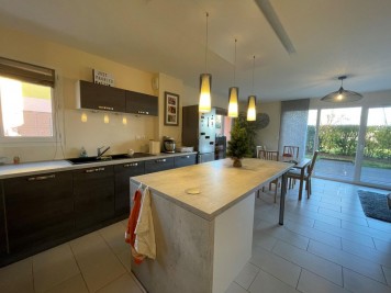 Appartement - BONNE - 82m² - 3 chambres