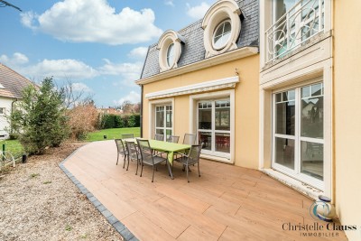 Maison - RIEDISHEIM - 245m² - 6 chambres