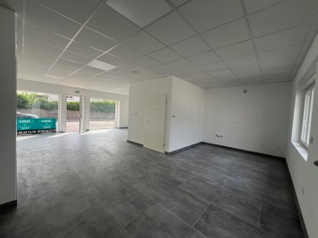 Local professionnel - GUNDERSHOFFEN - 70m²