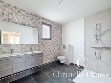 Appartement - ILLKIRCH GRAFFENSTADEN - 98m² - 3 chambres