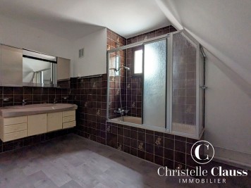 Appartement - LINGOLSHEIM - 146m² - 4 chambres