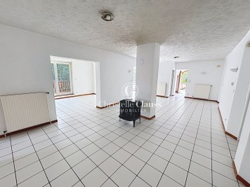 Maison - MOLLKIRCH - 260m² - 5 chambres
