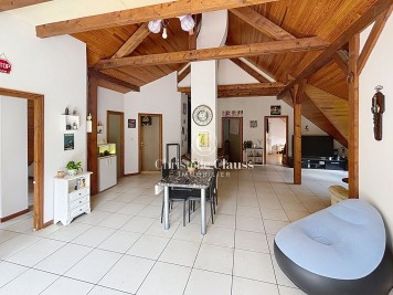 Maison - MOLLKIRCH - 260m² - 5 chambres