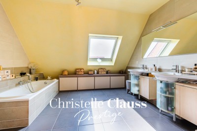 Maison - HUSSEREN LES CHATEAUX - 199m² - 4 chambres