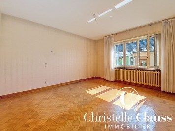 Maison - BEBLENHEIM - 200m² - 5 chambres