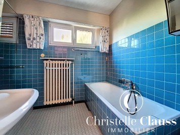 Maison - BEBLENHEIM - 200m² - 5 chambres