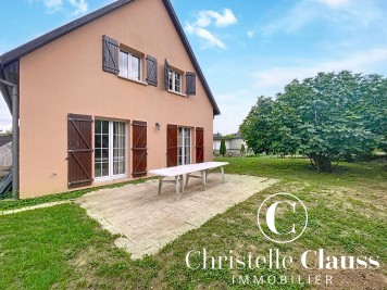 Maison - HESINGUE - 122m² - 5 chambres