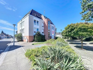 Local professionnel - BISCHWILLER - 55m²