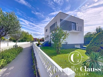Maison - ST LOUIS - 144m² - 4 chambres