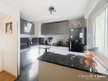 Appartement - FEGERSHEIM - 85m² - 3 chambres