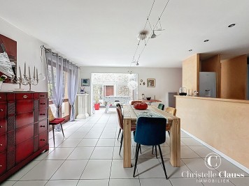 Maison - DANGOLSHEIM - 205m² - 6 chambres