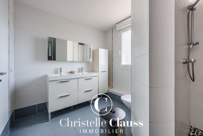 Maison - TRUCHTERSHEIM - 200m² - 5 chambres