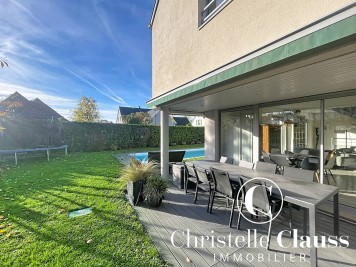 Maison - VILLAGE NEUF - 150m² - 3 chambres