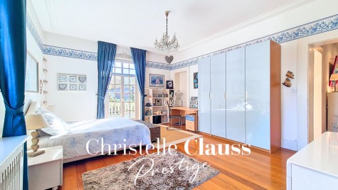 Demeure - MULHOUSE - 466m² - 10 chambres