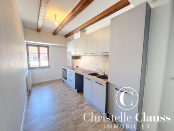 Appartement - ST HIPPOLYTE - 72m² - 2 chambres