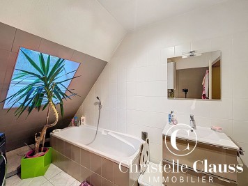 Immeuble - HUSSEREN WESSERLING - 600m² - 13 chambres