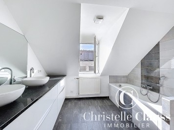 Appartement - BISCHHEIM - 107m² - 3 chambres